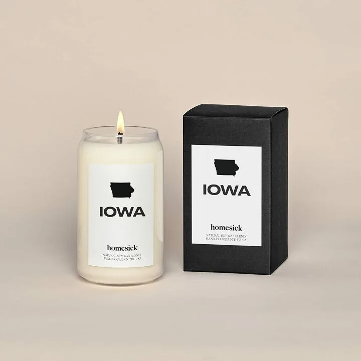 Iowa Homesick Candle: Bourbon & Praline Scents