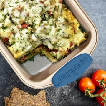 NutriChef 8-Piece Nonstick Bakeware Set with Silicone Handles