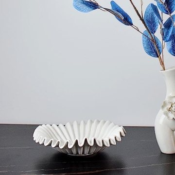 Elegant Handcrafted Ceramic Ruffle Bowl for Gifts