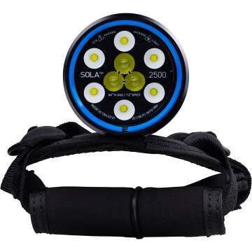 Sola Dive 2500 S/F - Versatile Underwater Light