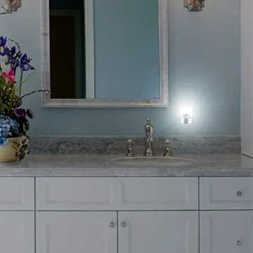 GE LED Motion Sensor Night Light, Plug into wall, 40 Lumens, Soft White, UL-Certified, Energy Efficient, Ideal Nightlight for Bedroom, Bathroom, Kitchen, Hallway, 29844, Silver, 1 Pack