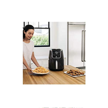 Ninja AF161 Max XL Air Fryer that Cooks, Crisps, Roasts, Bakes, Reheats and Dehydrates, with 5.5 Quart Capacity, and a High Gloss Finish, Grey