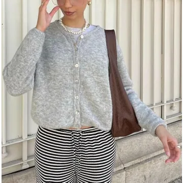 Stylish Women's Casual Cardigan Sweater for Every Occasion