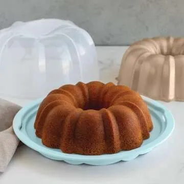 Nordic Ware Bundt Pan with Translucent Cake Keeper, 12 Cup Capacity