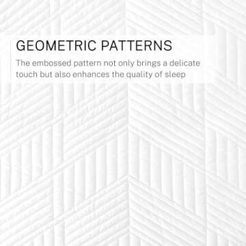 Exclusivo Mezcla Ultrasonic King Quilt Bedding Set, Lightweight White Bedspreads Soft Modern Geometric Coverlet Set for All Seasons (1 Quilt and 2 Pillow Shams)