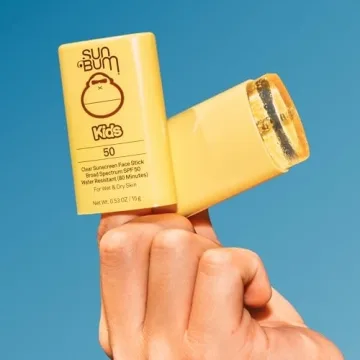 Sun Bum Kids SPF 50 Clear Face Stick Sunscreen | Broad Spectrum Sunblock with Vitamin E | Wet or Dry Skin Application | Hawaii 104 Act Compliant (Octinoxate & Oxybenzone Free)| Travel Friendly 0.53 oz
