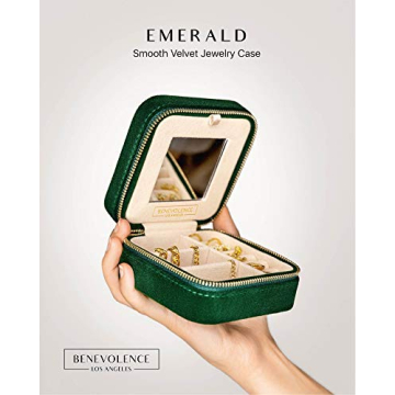 Benevolence LA Plush Velvet Jewelry Box | Travel Jewelry Case Organizer with Mirror | Featured in Oprah's Favorite Things | Best Gifts For Daughter, Girlfriend, Mom | Gifts For Her - Emerald