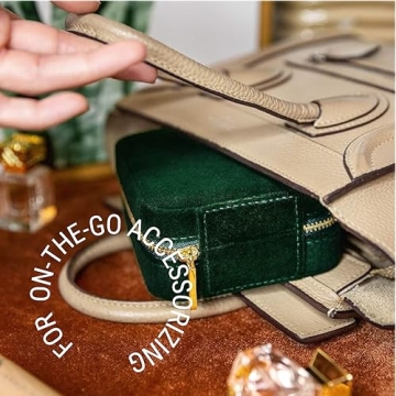 Benevolence LA Plush Velvet Jewelry Box | Travel Jewelry Case Organizer with Mirror | Featured in Oprah's Favorite Things | Best Gifts For Daughter, Girlfriend, Mom | Gifts For Her - Emerald