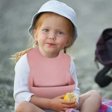 Eascrozn Silicone Baby Bibs Set - Easy to Clean, Adjustable