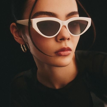 Quay Polarized Cat Eye Sunglasses with UV Protection