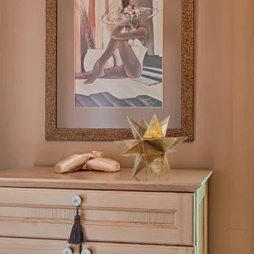 Braxio Gold Geometric Sculpture for Home Decoration