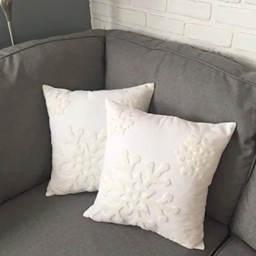 HUAGUOGUO 18 x 18 Christmas Snowflake Pillow Covers
