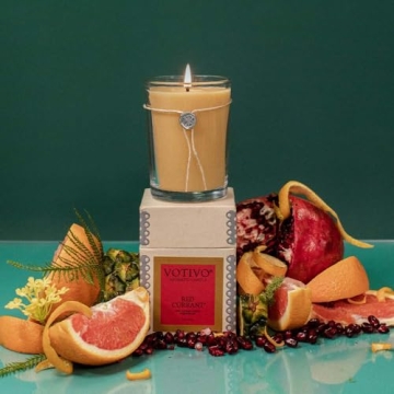 Votivo Red Currant Candle - Luxurious Scented Candle