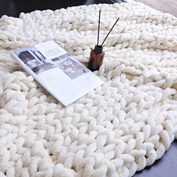 Maetoow Chenille Chunky Knit Blanket for Cozy Comfort