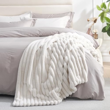 Amélie Home Faux Fur Throw Blanket for Couch, Rabbit Fur Warm Luxurious Soft Striped Cozy Fluffy Plush Gift Blankets for Family Sofa Chair Bed Living Room,Ivory,55 x 70 inch