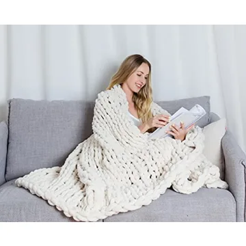Alzoear Chunky Knit Throw Blanket - Cozy & Stylish