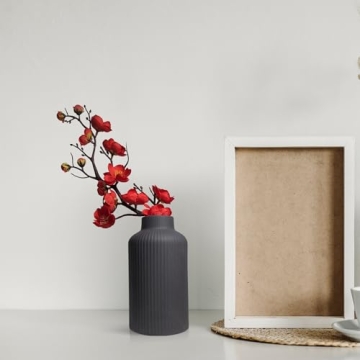 Elegant Black Ceramic Flower Vase for Modern Home Decor