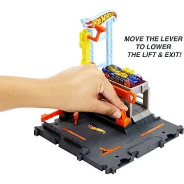 Hot Wheels City Toy Car Track Set Downtown Repair Station Playset with 1:64 Scale Vehicle, Working Lift & Launcher