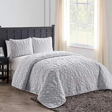 VCNY Home Quilt Set Lightweight Super Soft Reversible Bedding