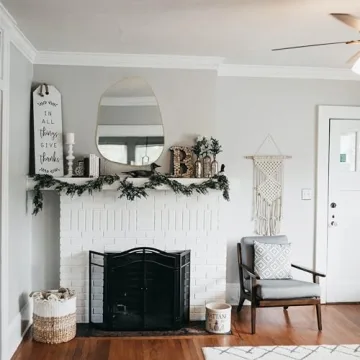 Elegant Asymmetrical Gold Wall Mirror to Elevate Decor