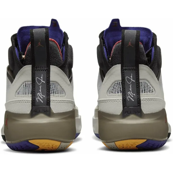 Nike Kids Air Jordan XXXVII Basketball Shoe