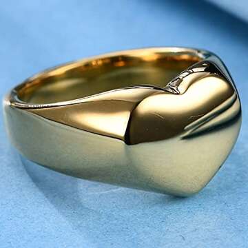 Jude Jewelers Heart Shaped Stainless Steel Signet Style Wedding Ring (Gold, Size 5)