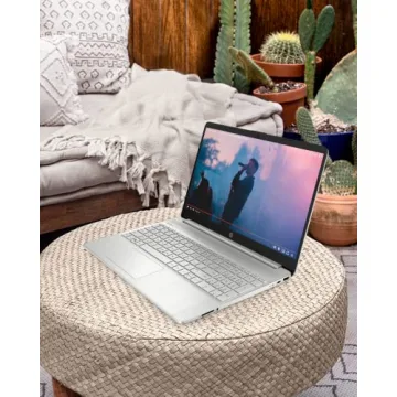 HP 15.6 Laptop Intel Iris Xe Graphics 11th Gen Core i5