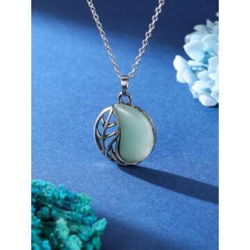 Top Plaza Healing Green Aventurine Crystal Necklace for Women - Gorgeous Gift Idea!