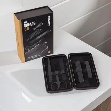 Premium MANSCAPED® Shears 3.0 Nail Grooming Kit