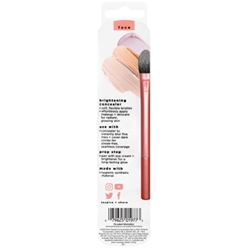 Real Techniques Kitten Paw Concealer Brush Flawless Coverage