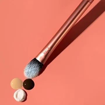 Real Techniques Kitten Paw Concealer Brush Flawless Coverage