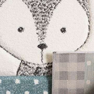 SAFAVIEH Carousel Kids Collection Area Rug - 5'3" x 7'6", Grey & Ivory, Animal Design, Non-Shedding & Easy Care, Ideal for High Traffic Areas for Boys & Girls in Playroom, Nursery, Bedroom (CRK188B)