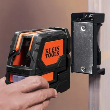 Precision Klein Tools 93LCLS Laser Level for DIY Enthusiasts