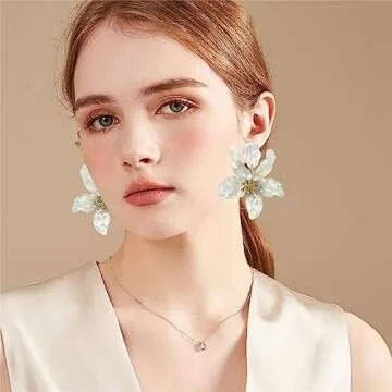 ANDPAI Unique Bohemian Oversized Acrylic Resin Flower Dangle Drop Earrings Retro Large Hawaii Flower Lei Earrings for Women Statement Jewelry Gifts (Transparent White 17)