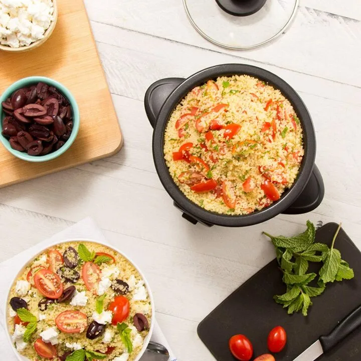 DASH Mini Rice Cooker & Steamer in Pink