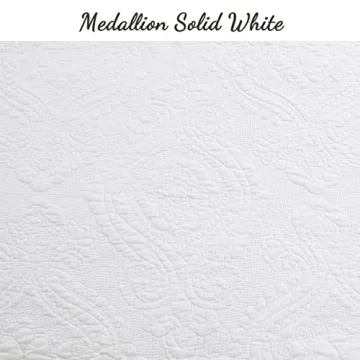 Cozy Line Home Fashions Bailee Matelasse Medallion Solid White 100% Cotton Bedding Quilt Set, Reversible Luxury Chic Bedspread Coverlet (Medallion White, King - 3 Piece)