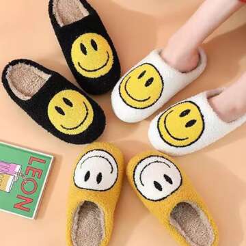sharllen Smile Face Slippers for Women Men Retro Soft Fluffy Warm Home Non-Slip Couple Style Casual Shoes Anti-Skid Plush Fleece Lined House Shoes for Unisex Slippers Indoor Outdoor