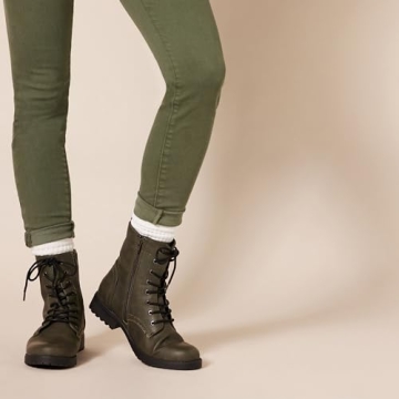 Comfortable Women's Lace-Up Combat Boots for All Occasions