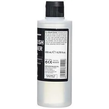 Vallejo Airbrush Cleaner 200ml Bottle - Perfect for Artists