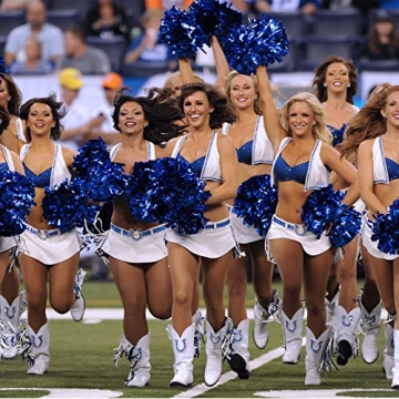 Pack of 4 Metallic Cheerleading Pom Poms for Everyone