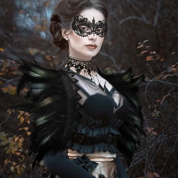 Newcotte 6pc Halloween Feather Cape and Accessories