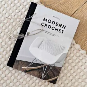 Modern Crochet: Patterns and Designs for the Minimalist Maker