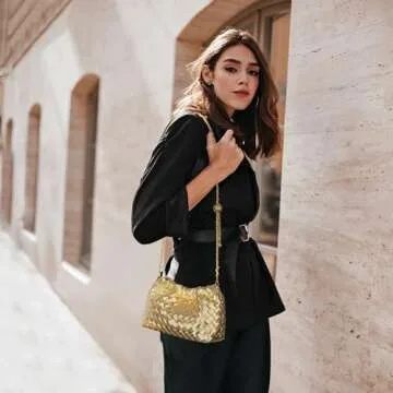 Trendy Woven Leather Crossbody Bag: Chic & Versatile for Women