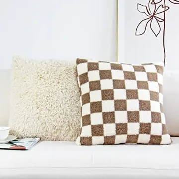 JOJUSIS Decorative Throw Pillow Covers Luxury Style Checkerboard Pattern Cushion Case Super Soft Faux Fur Wool Pillowcases for Couch Bedroom Pack of 2 (Khaki, 18 x 18-Inch)