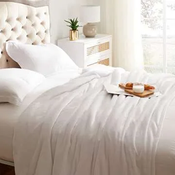 KMUSET Fleece Blanket Throw Size White Lightweight Super Soft Cozy Luxury Bed Blanket Microfiber
