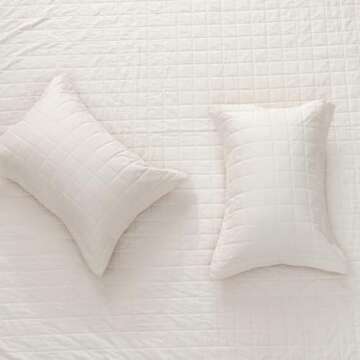 Great Bay Home Solid Color Reversible Quilt Set 90"