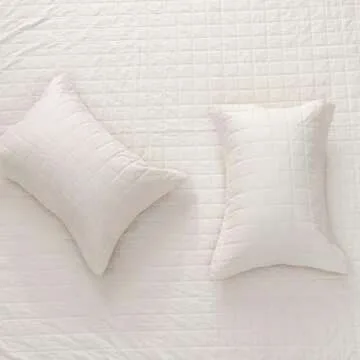 Great Bay Home Solid Color Reversible Quilt Set 90"