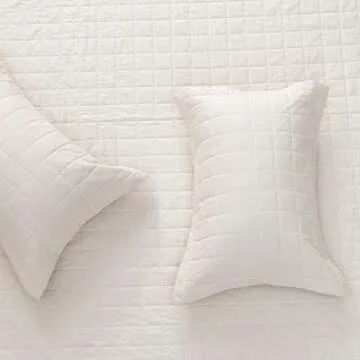 Great Bay Home Solid Color Reversible Quilt Set 90"