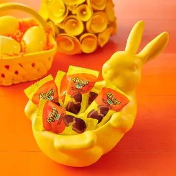 REESE'S Milk Chocolate Snack Size Peanut Butter Eggs, Easter Candy Bag, 9.6 oz