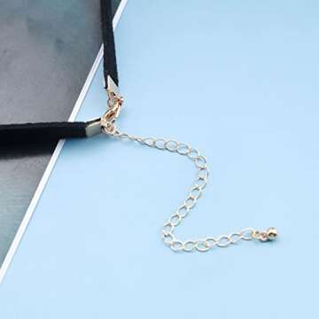 Iaceble Punk Velvet Snake Choker Necklace Gold Snake Pendant Clavicle Necklace Gothic Velvet Collar Necklace Short Black Ribbon Necklace Jewelry for Women (Gold)